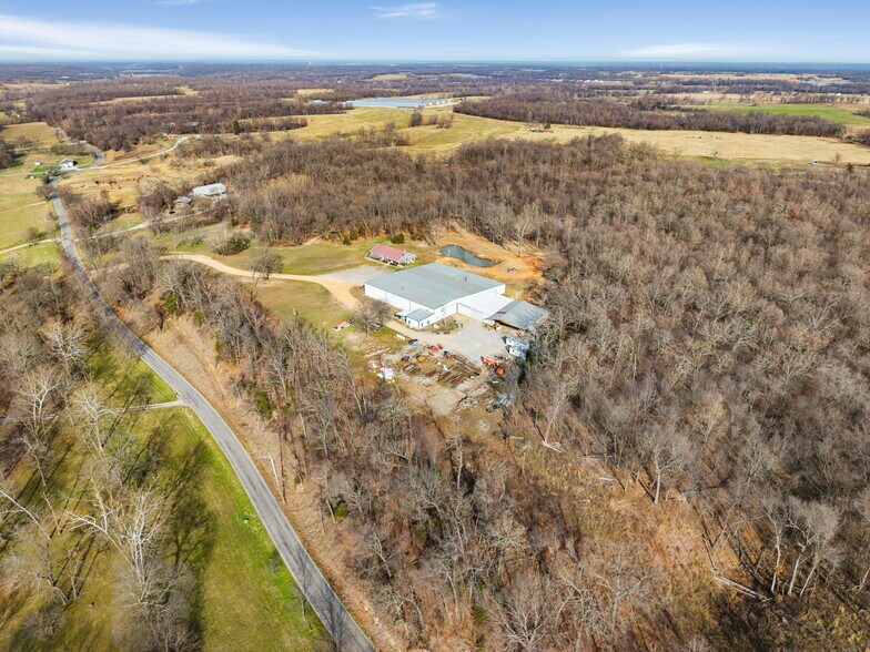 More Photos Of 23044 Honey Creek Rd, Sulphur Springs Distribution For Sale