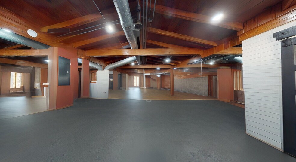 More Photos Of 3508 S Manhattan Ave, Tampa Health Club For Sale