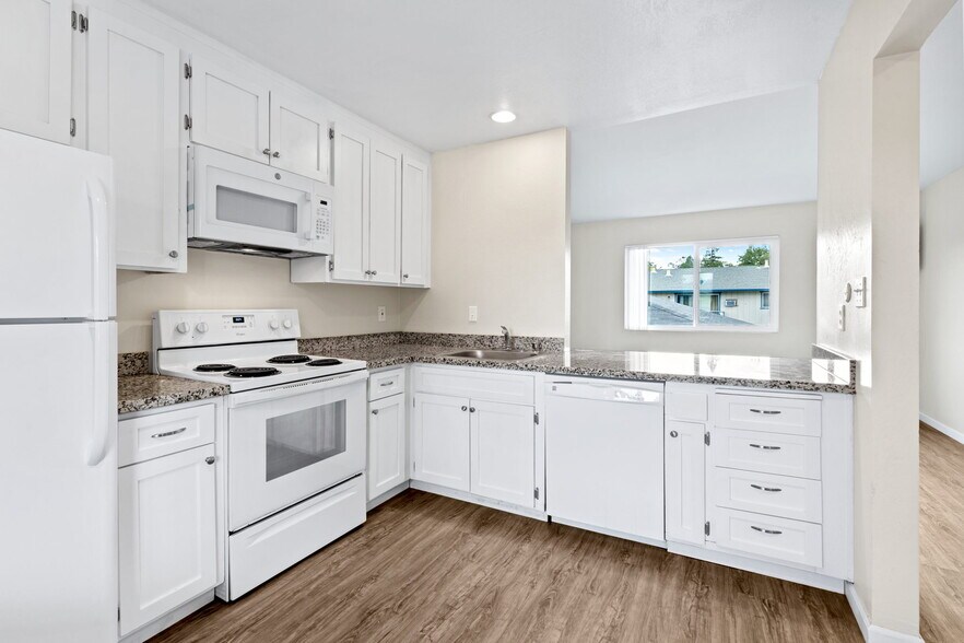 More Photos Of 1356 Monte Vista Ave, Saint Helena Apartments For Sale