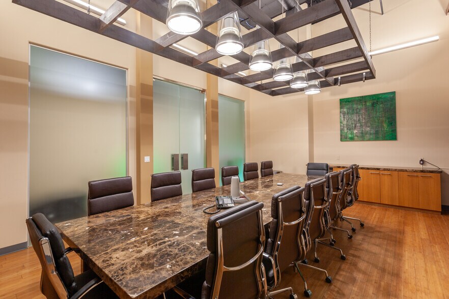 More Photos Of 81161 Indio Blvd, Indio Coworking Space