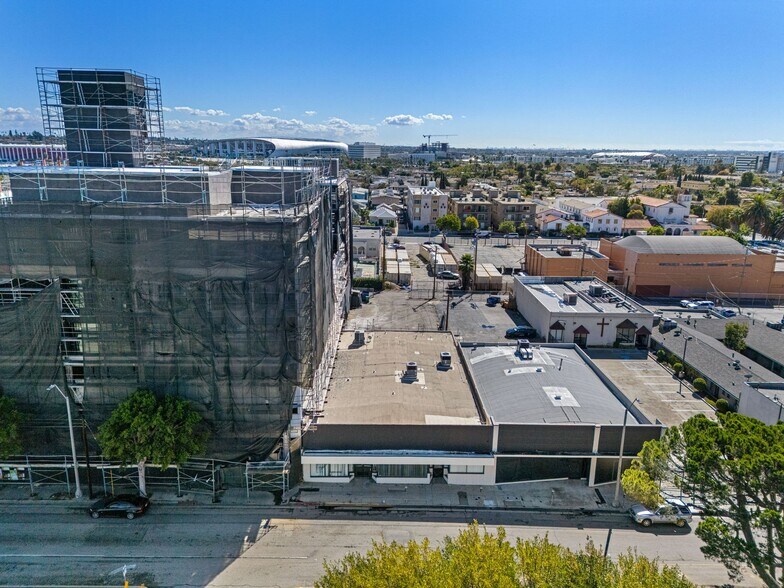 More Photos Of 330-334 E Hillcrest Blvd, Inglewood Medical For Sale