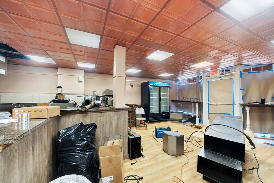 More Photos Of 17-19 Adams St, Bedford Hills Storefront Retail Residential For Sale