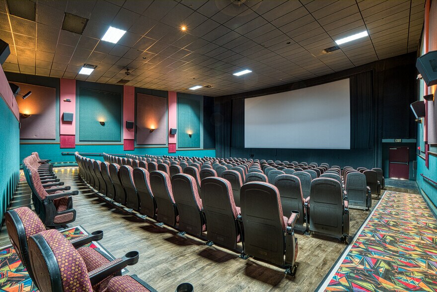 More Photos Of 52 Soda Bay Rd, Lakeport Movie Theatre For Sale
