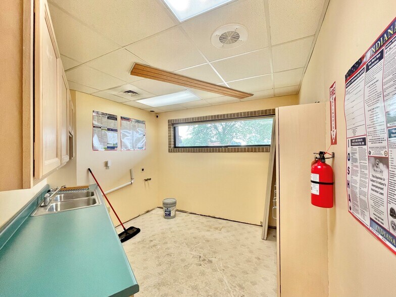 More Photos Of , Merrillville Office For Sale
