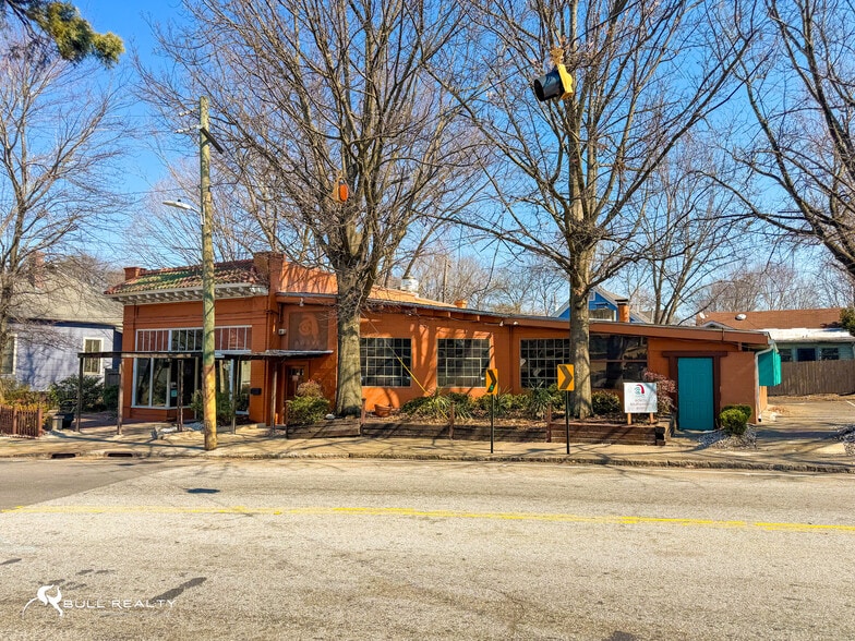 More Photos Of 242 SE Boulevard, Atlanta Restaurant For Sale