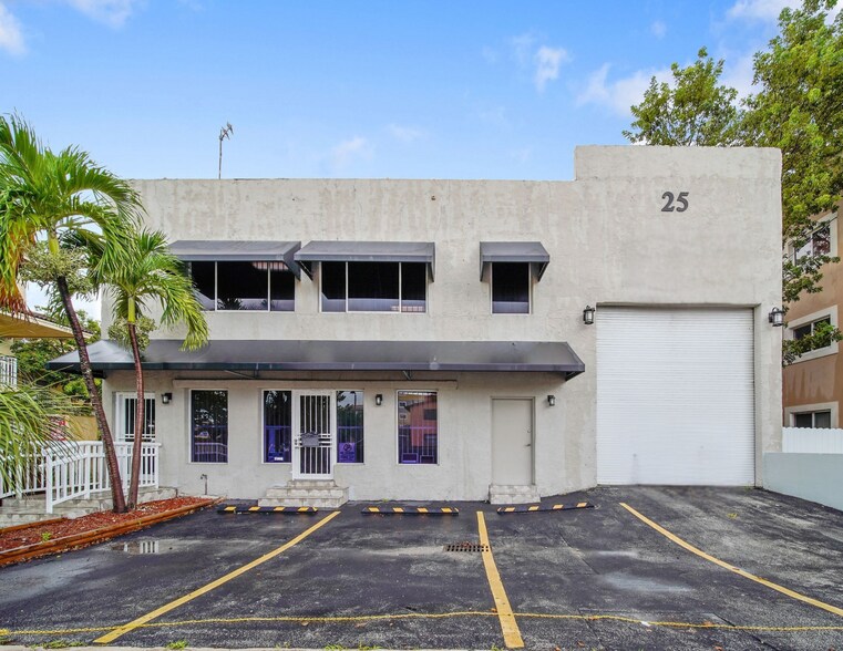 Primary Photo Of 25 E 4th St, Hialeah Office For Lease