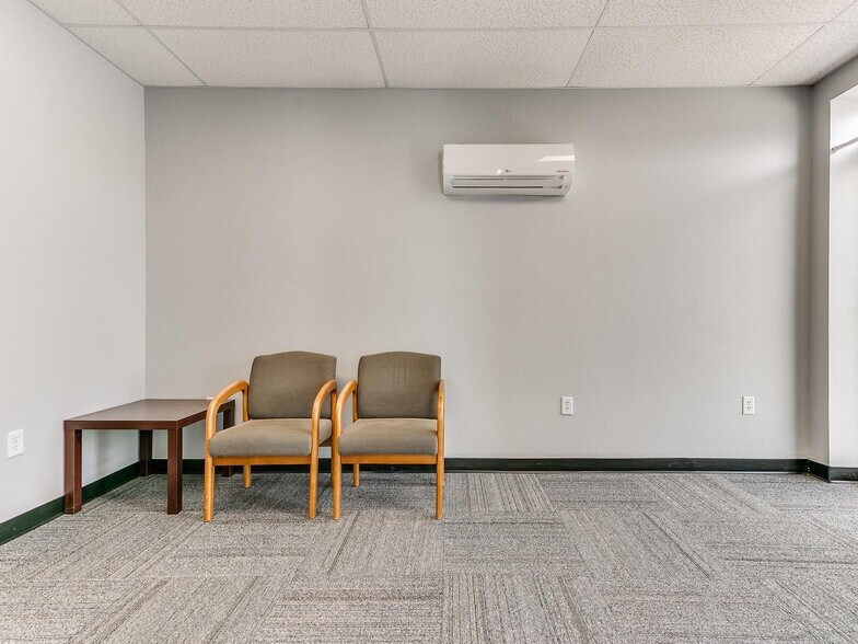 More Photos Of 505 NE 46th St, Oklahoma City Office For Lease