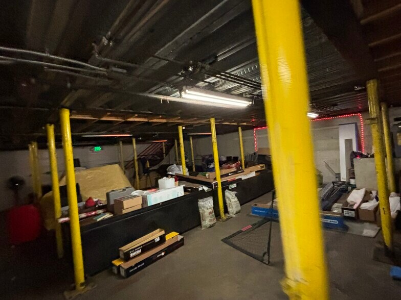 More Photos Of 1414 Pacific Coast Hwy, Hermosa Beach Auto Repair For Lease