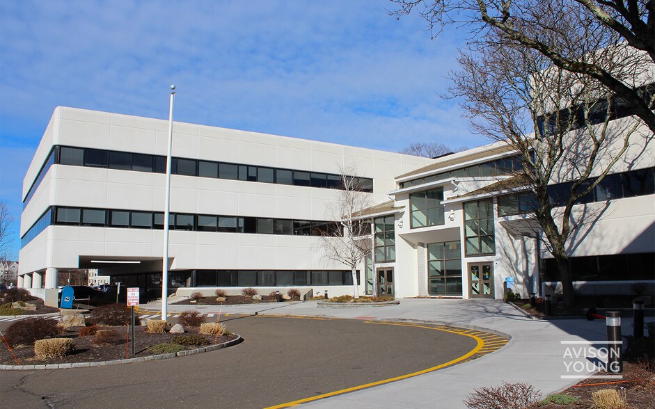 More Photos Of 148 East Ave, Norwalk Medical For Sale
