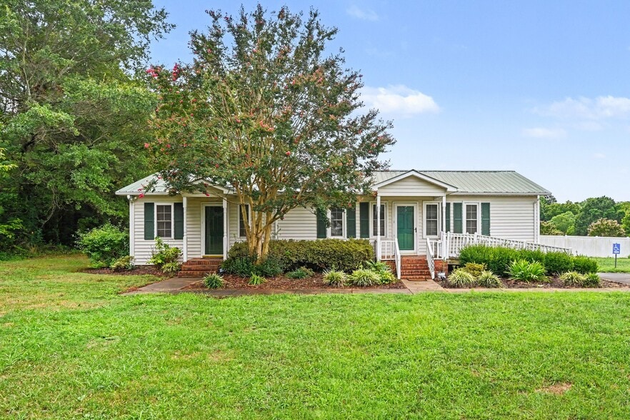 Primary Photo Of 4009 Polkville Rd, Shelby Freestanding For Sale