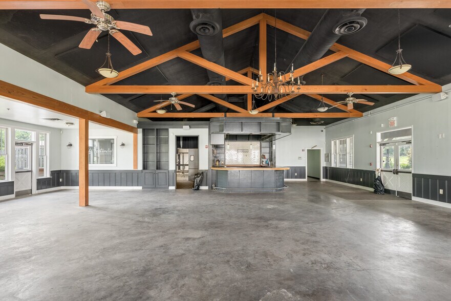 More Photos Of 4125 Whites Creek Pike, Whites Creek Unknown For Lease