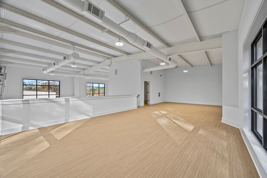 More Photos Of 161 Fritz Mar Ln - Bldg 600, Athens Warehouse For Lease