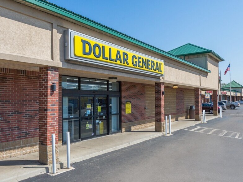 More Photos Of 2918-2974 W Davison Ave, Detroit Unknown For Lease