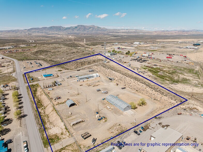 More Photos Of 824 Poplar St, Carlin Industrial For Sale