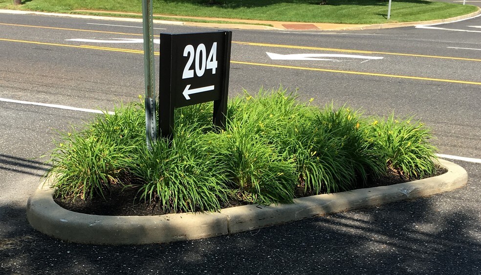 More Photos Of 204 Ark Rd, Mount Laurel Medical For Lease