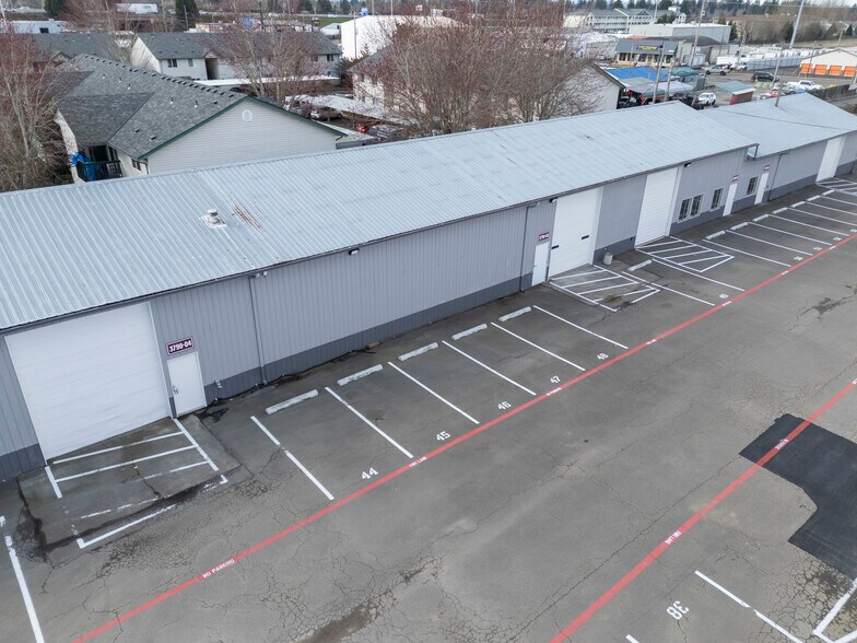 More Photos Of 3790 Silverton Rd NE, Salem Warehouse For Lease