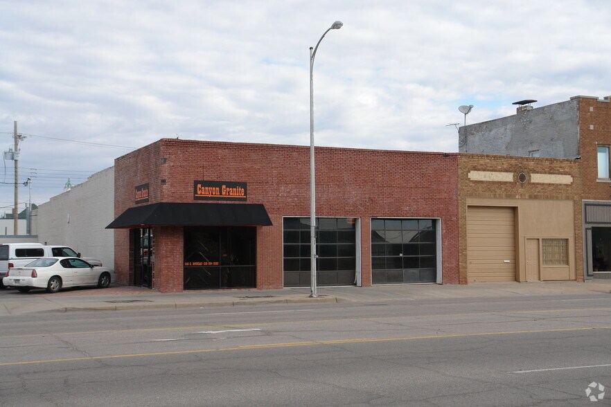 Primary Photo Of 1116 E Douglas Ave, Wichita Freestanding For Lease