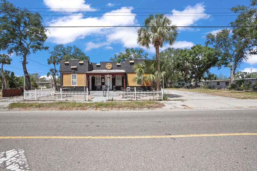 More Photos Of 6719 S West Shore Blvd, Tampa Office For Sale