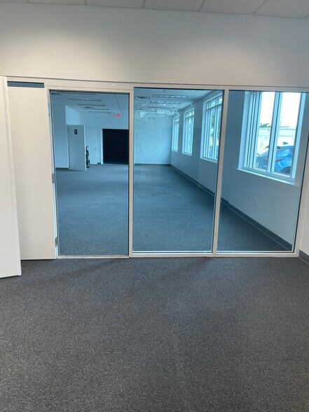 More Photos Of 2860 W State Road 84, Fort Lauderdale Office For Lease