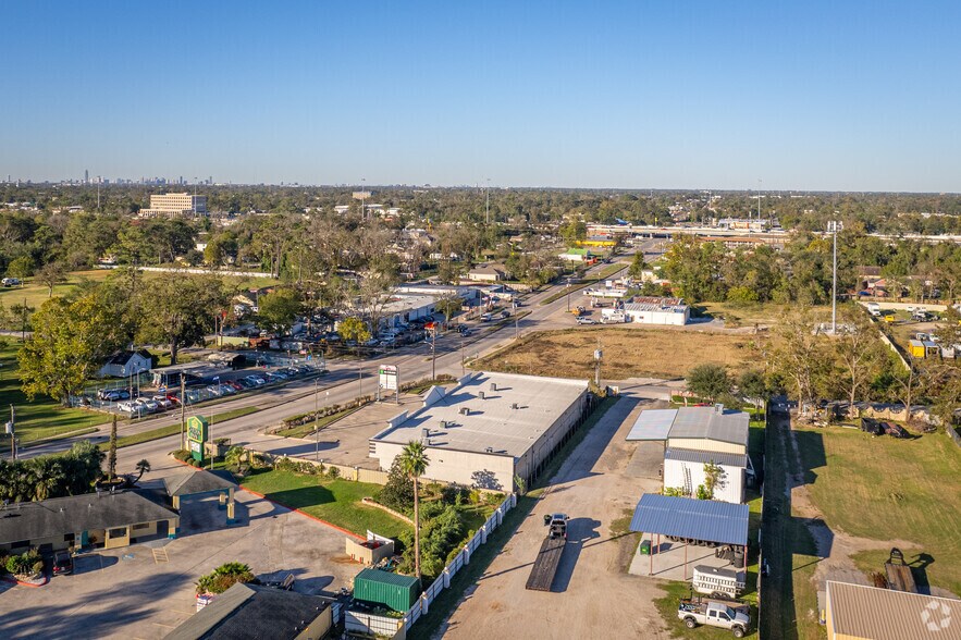 More Photos Of 4217 Tidwell Rd, Houston Storefront For Sale