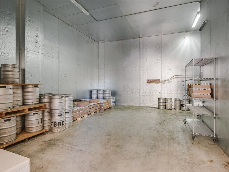 More Photos Of 19510 Hamilton Pool Rd, Dripping Springs Freestanding For Sale