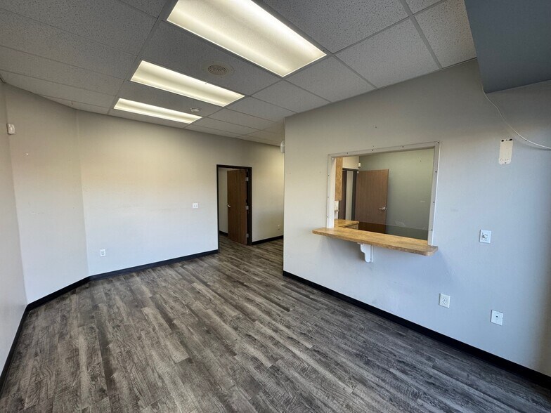 More Photos Of 113 E F St, Tehachapi Medical For Sale