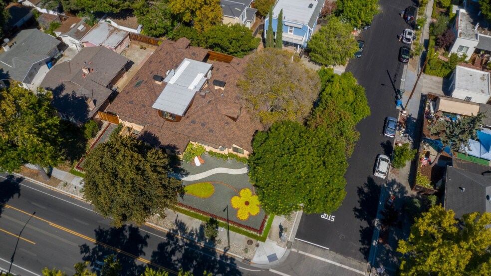 More Photos Of 251 Middlefield Rd, Palo Alto Apartments For Sale