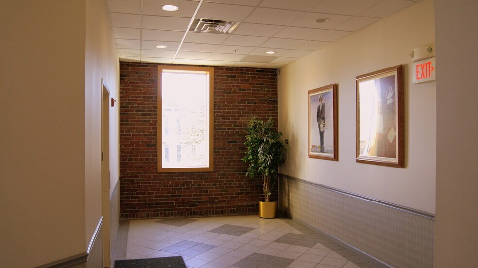 More Photos Of 612 Main St, Stroudsburg Loft Creative Space For Lease