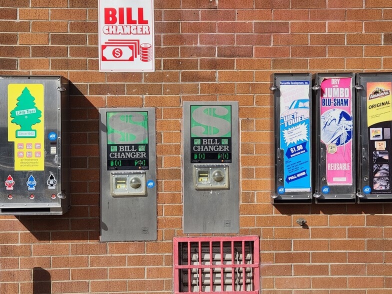 More Photos Of 390 Pratt St, Longmont Carwash For Sale