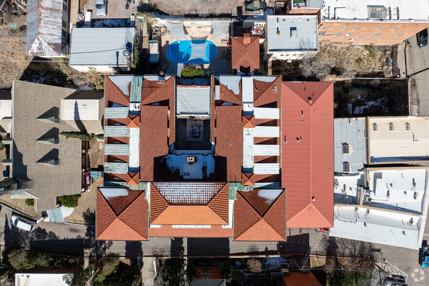 More Photos Of 11 Howell Ave, Bisbee Hotel For Sale