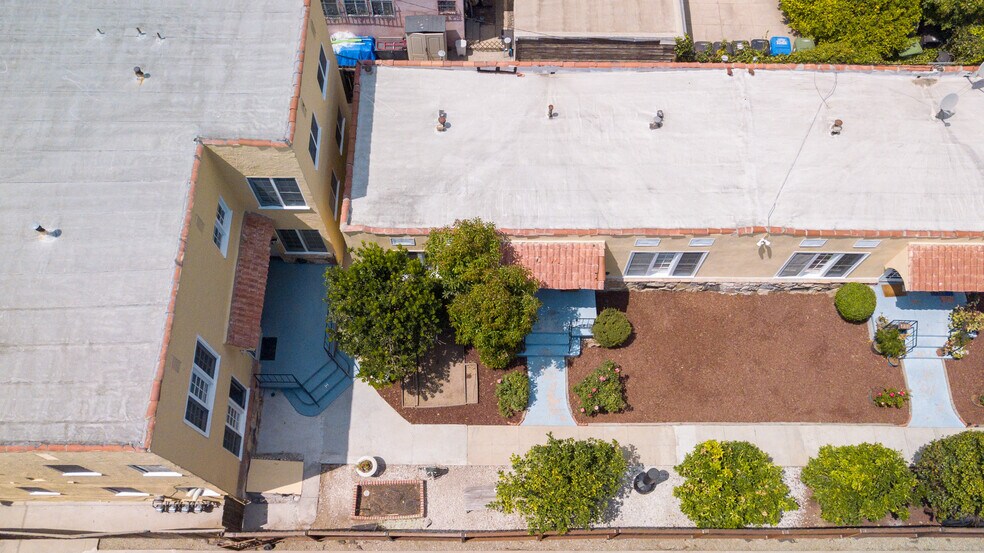 More Photos Of 1845 New Hampshire Ave, Los Angeles Apartments For Sale