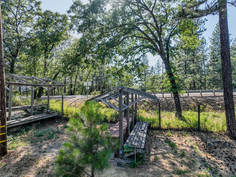 More Photos Of 15386 Little Valley Rd, Grass Valley Freestanding For Sale