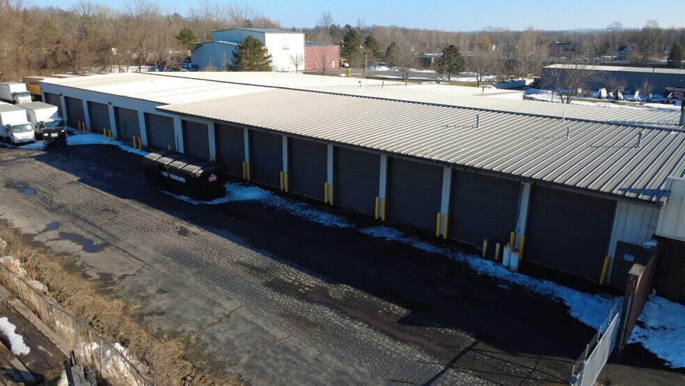 More Photos Of 6800 Northern Blvd, East Syracuse Truck Terminal For Sale
