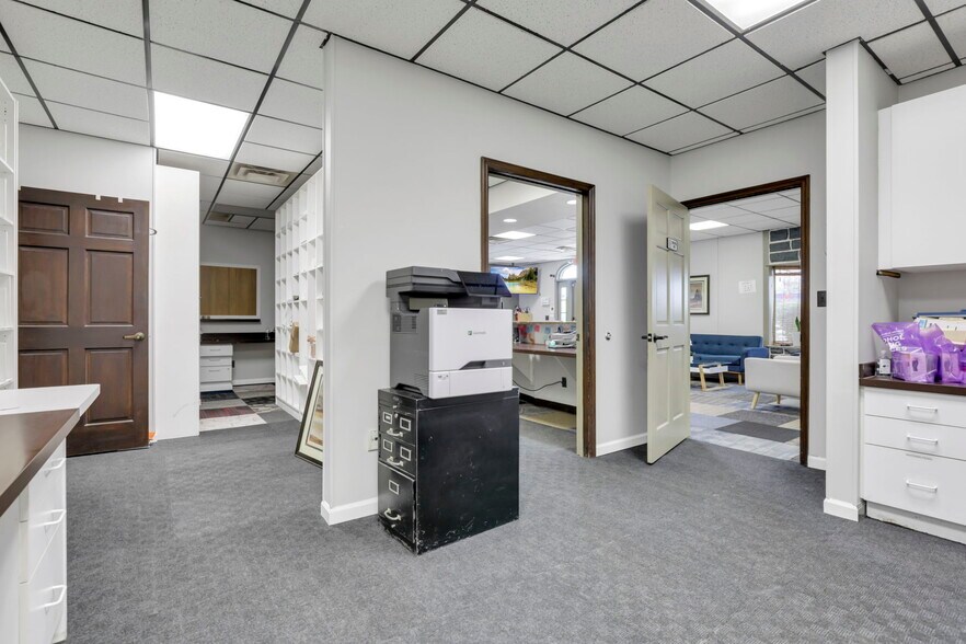 More Photos Of 4241 Kimberly Pky, Columbus Office For Sale