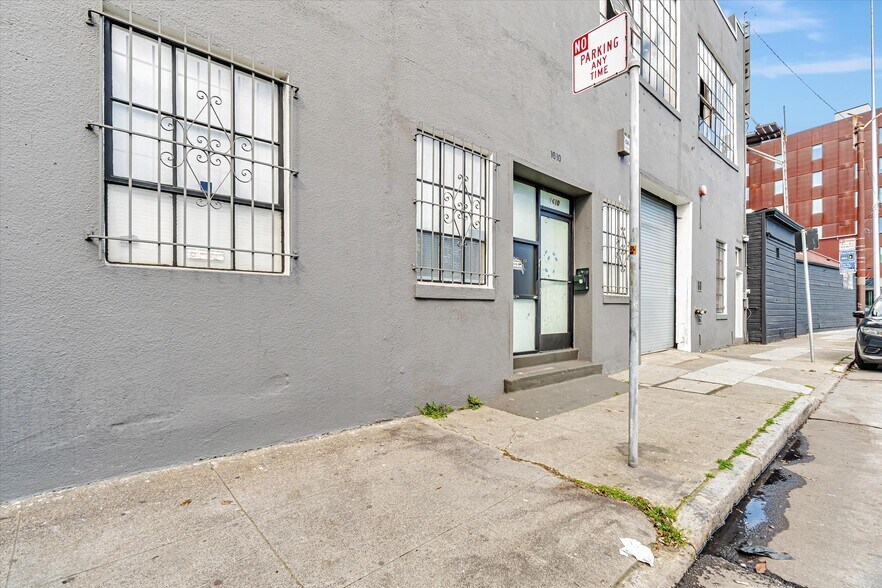 More Photos Of 1606 Harrison St, San Francisco Service For Sale