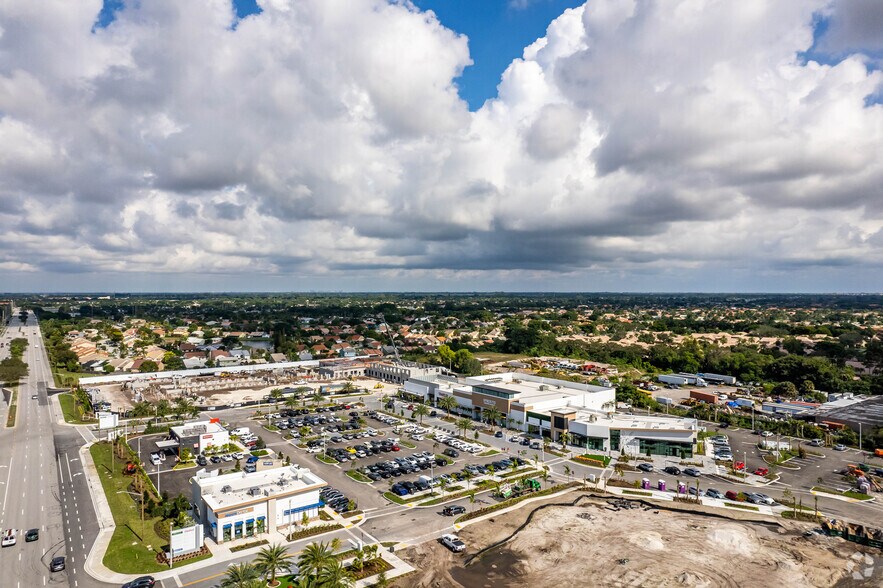 More Photos Of 9828-9884 S Jog Rd, Boynton Beach, Boynton Beach Supermarket For Lease