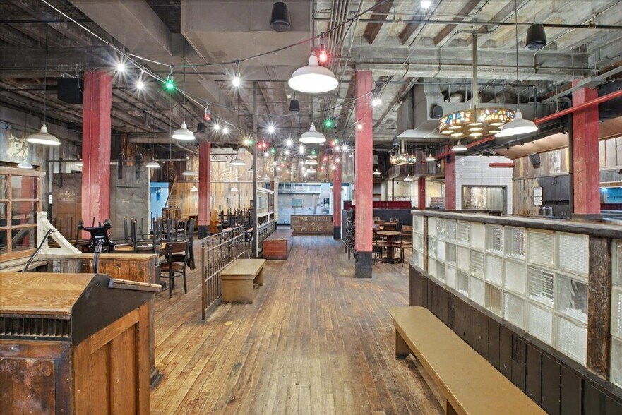 More Photos Of 301 Franklin St, Buffalo Restaurant For Sale