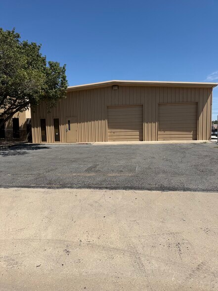 Primary Photo Of 2409 Commerce St, Amarillo Industrial For Sale