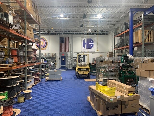 More Photos Of 105 N Gold Dr, Robbinsville Warehouse For Lease