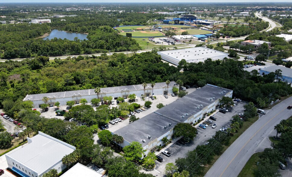 More Photos Of 645 NW Enterprise Dr, Port Saint Lucie Light Distribution For Lease