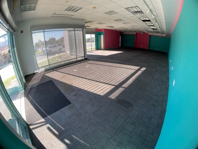 More Photos Of 2850 Johnson Dr, Ventura General Retail For Sale