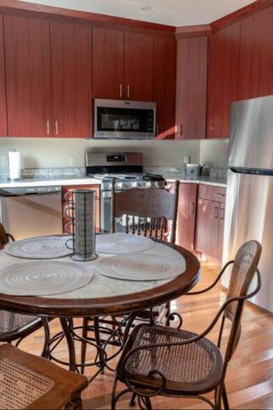 More Photos Of 458 Broadway, Kingston Storefront Retail Residential For Sale