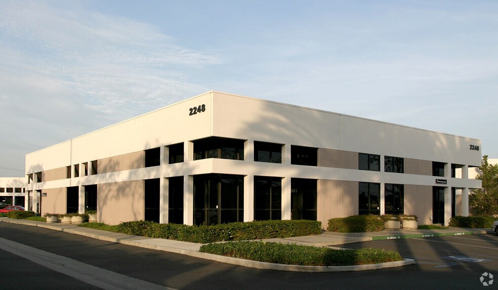 Primary Photo Of 2248 Obispo Ave, Signal Hill Industrial For Sale