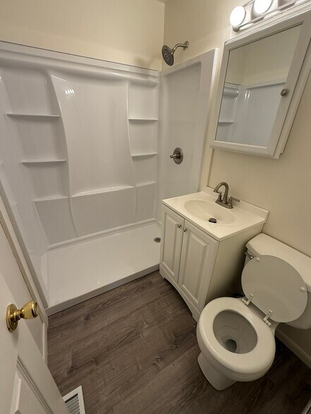 More Photos Of 6 Farview Ave, Lebanon Multifamily For Sale