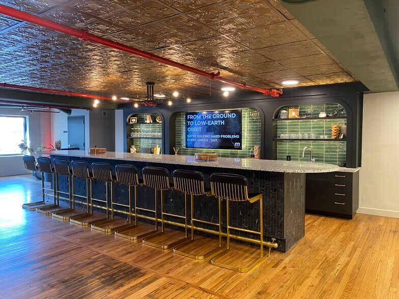 More Photos Of 115 Clinton Ave E, Huntsville Office For Lease