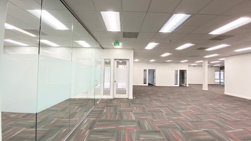 More Photos Of 928-930 Benecia Ave, Sunnyvale Research And Development For Lease