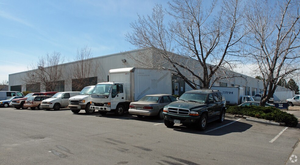 More Photos Of 6804 E 48th Ave, Denver Warehouse For Lease