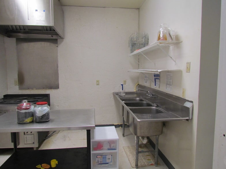 More Photos Of 437 Moore St, Clayton Daycare Center For Lease