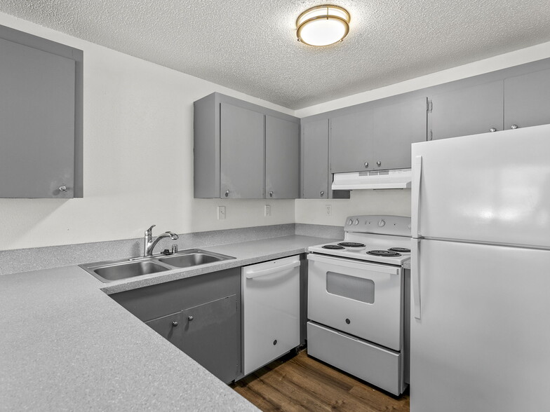 More Photos Of 210 Bethel St NE, Olympia Apartments For Sale