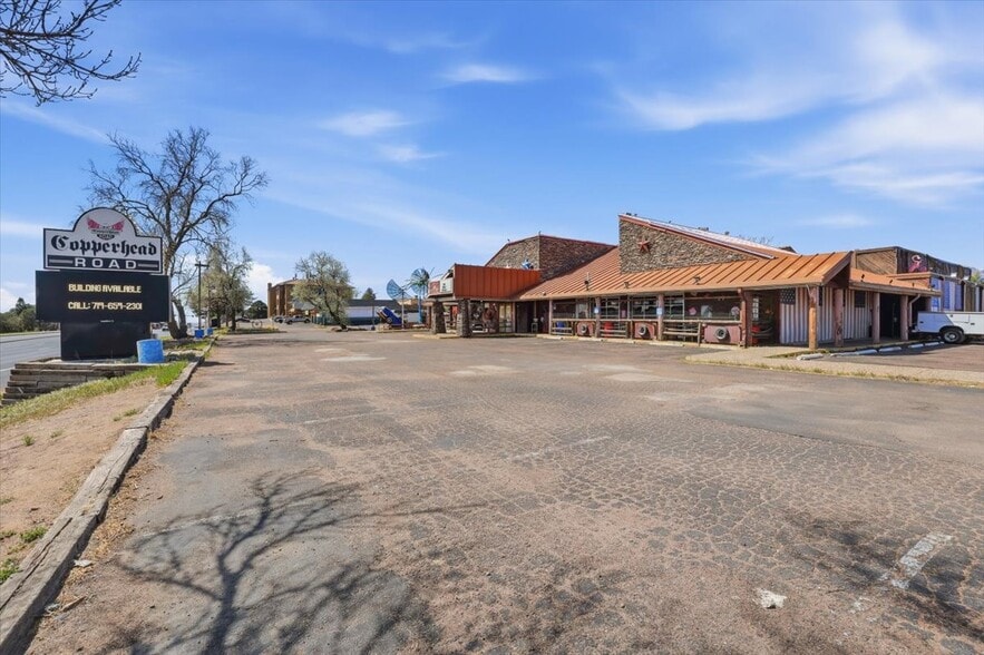 More Photos Of 3330 N Academy Blvd, Colorado Springs Bar For Sale